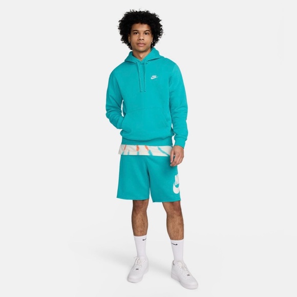 NWT Nike Men's Sportswear Club Fleece Hoodie - Picture 6 of 6